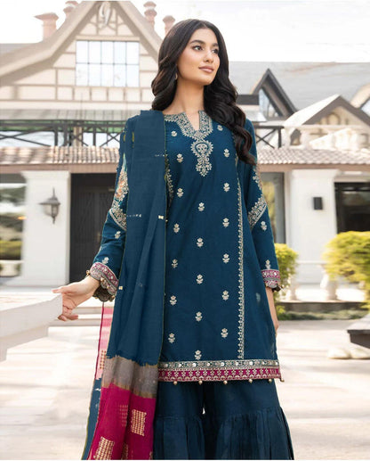 Embroidery Lawn 3 Pcs D-20