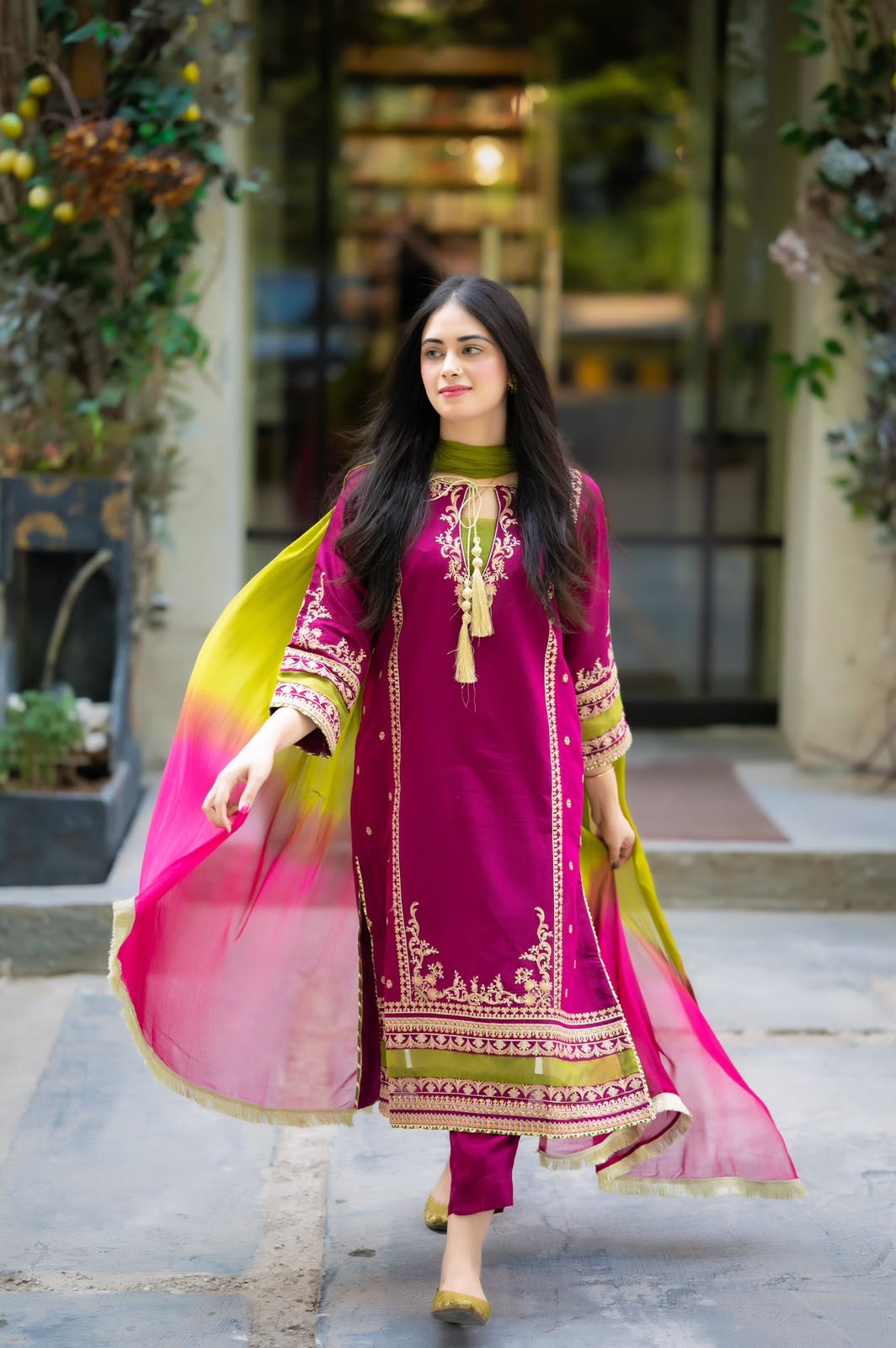 Embroidered Dhanak D-8