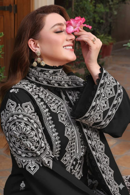 Embroidered Dhanak D-11