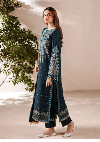 Embroidered Dhanak D-18